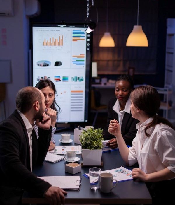 workaholics-businesspeople-brain